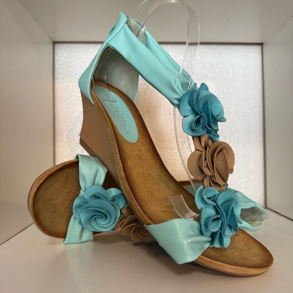 Patrizia Womens Harlequin Wedge Floral Aqua T Strap Sandals Back Zip Boho Summer